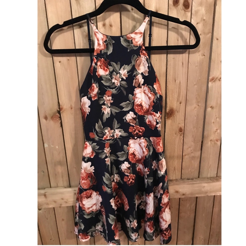 Floral Print Backless Mini